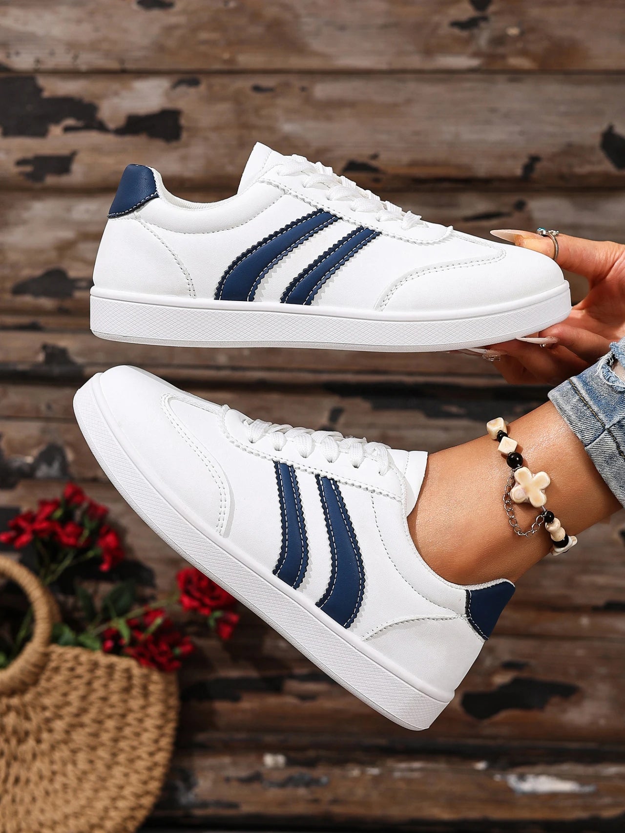 Nina - Comfortable Sports Sneakers