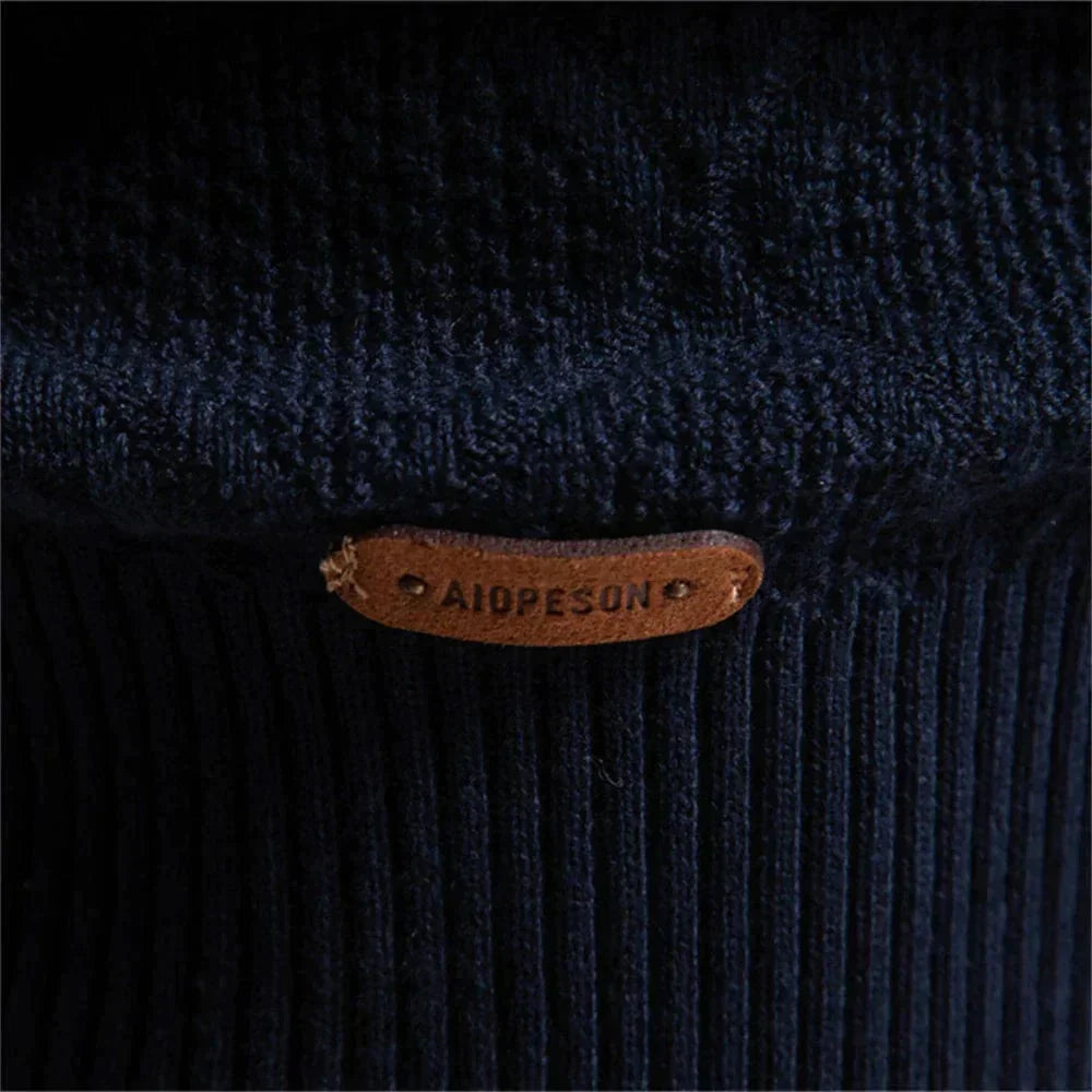 Noah® - Luxurious polo sweater