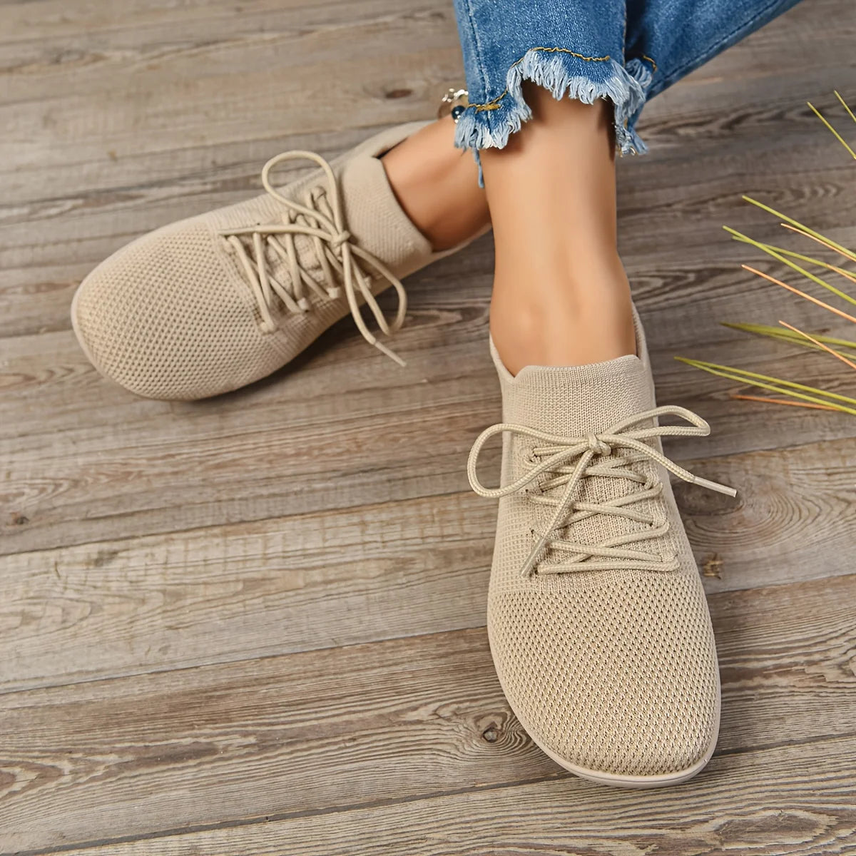 Oli - Wide Fit Sneakers