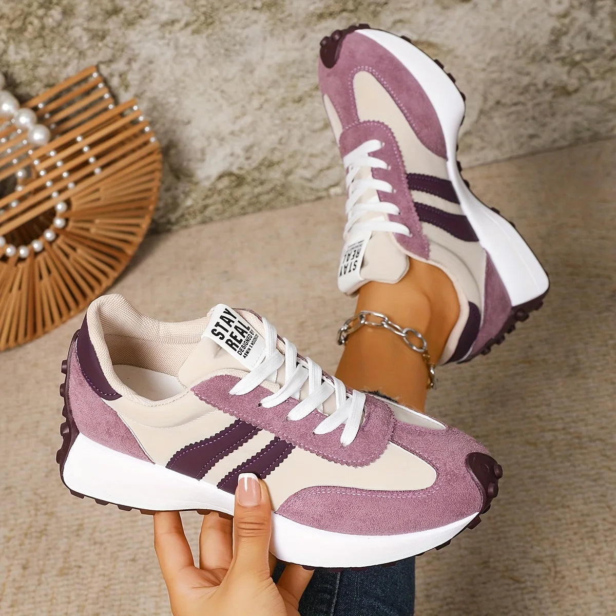 Hannea- Stylish Sport Sneakers