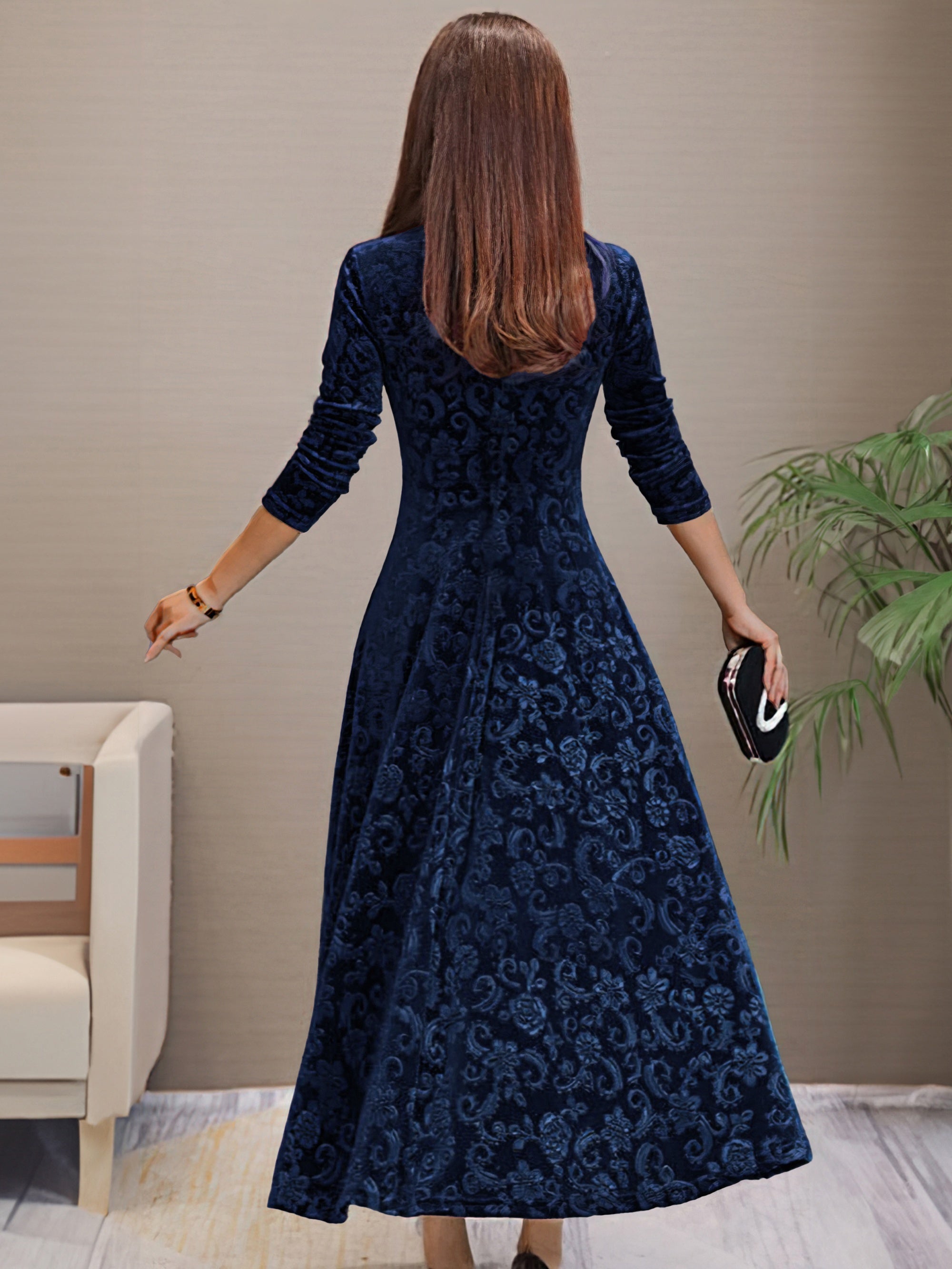Kylie™ | Holiday Velvet Maxi Dress